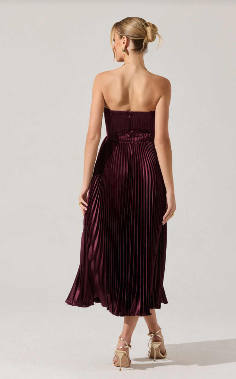 Ascella Sweetheart Pleated Midi Dress