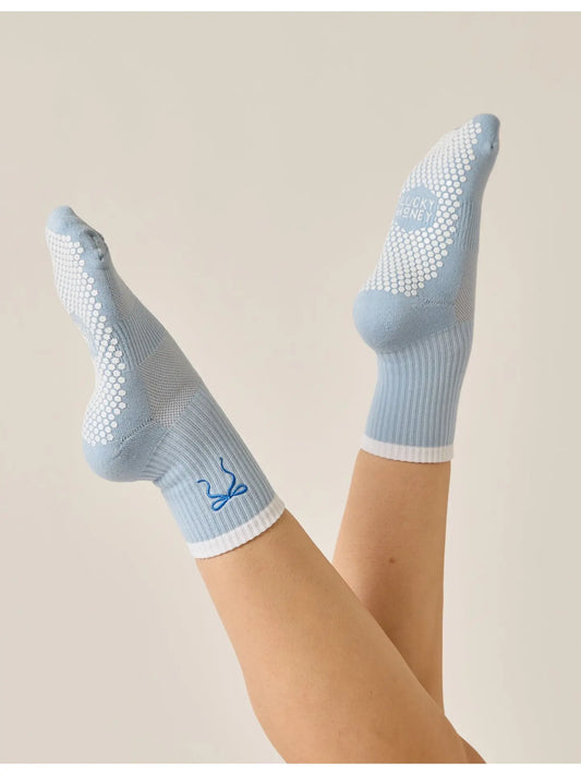 The Embroidered Crew Grip Sock - Baby Blue Bow