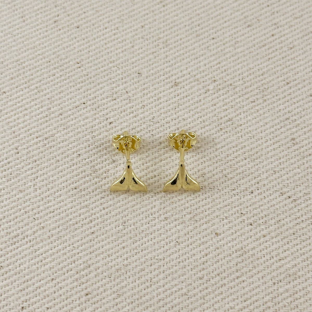 Mini Whale Tail Stud Earrings - 18k Gold Filled