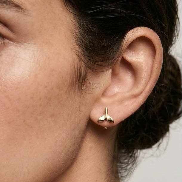 Mini Whale Tail Stud Earrings - 18k Gold Filled