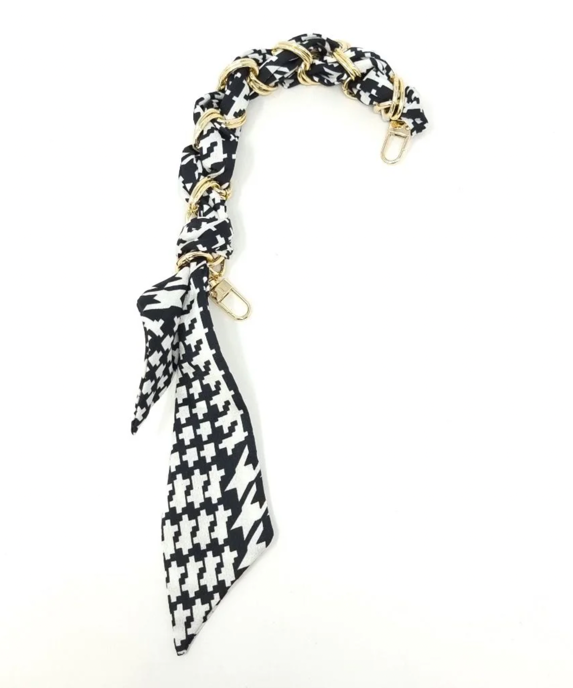 Twisted Chain Scarf