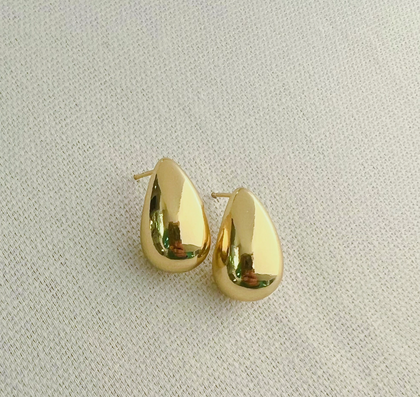 Dome Studs Earrings