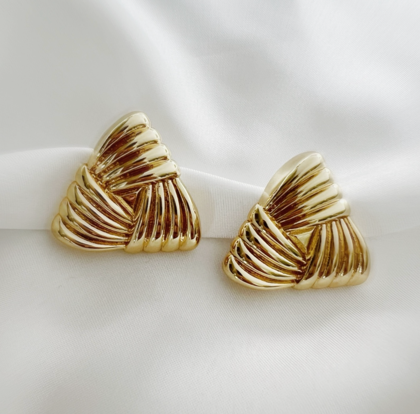 Knox Textured Triangle Knot Studs Earrings Gold Filled