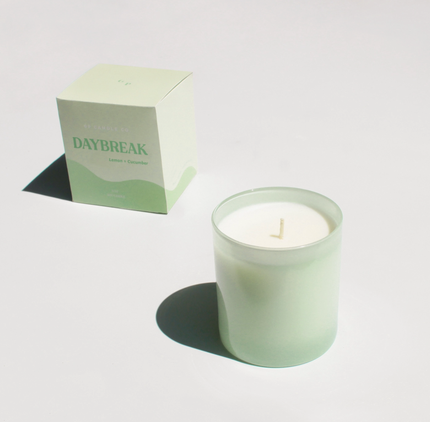 Daybreak 9 oz. Hue Candle (Lemon + Cucumber)