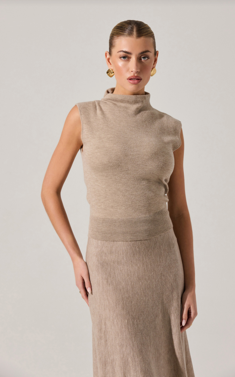 deora sweater