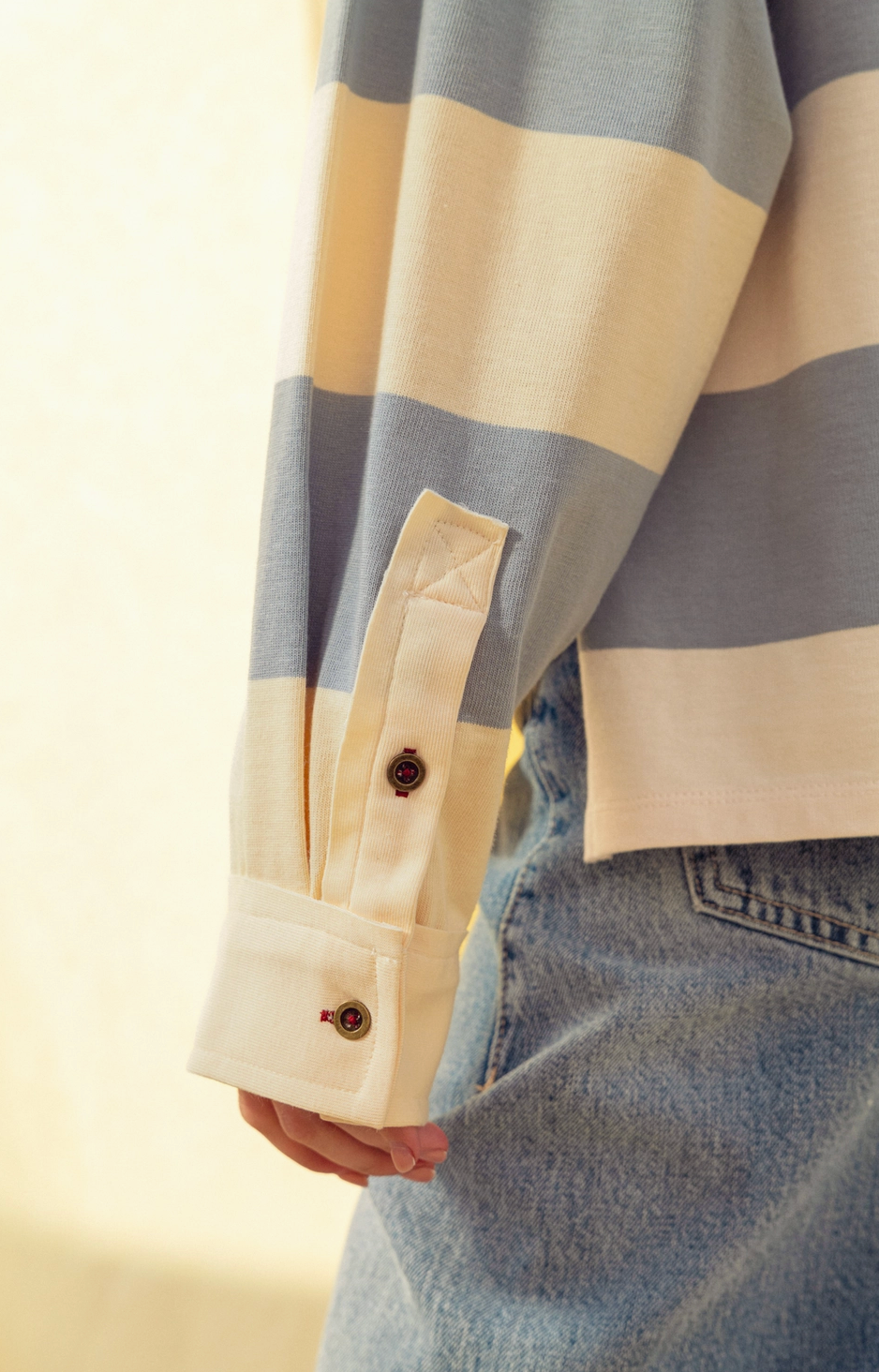 The Camper Top - Blue