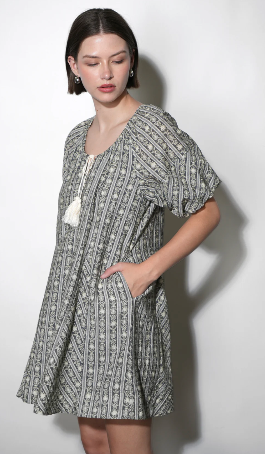 Elena Stripe Pattern Bubble Sleeve Popover Dress