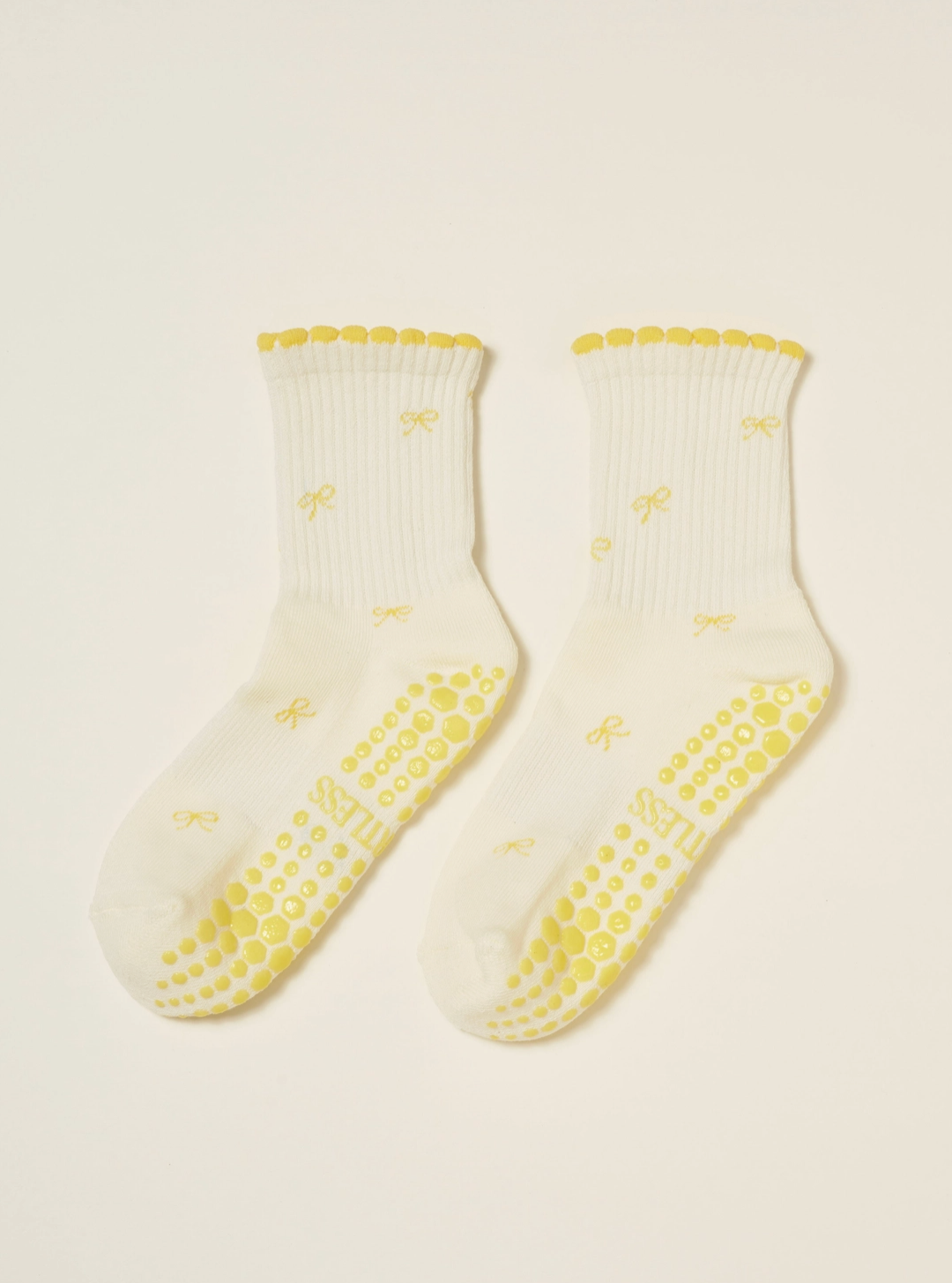 Butter Bow Ruffle Grip Sock