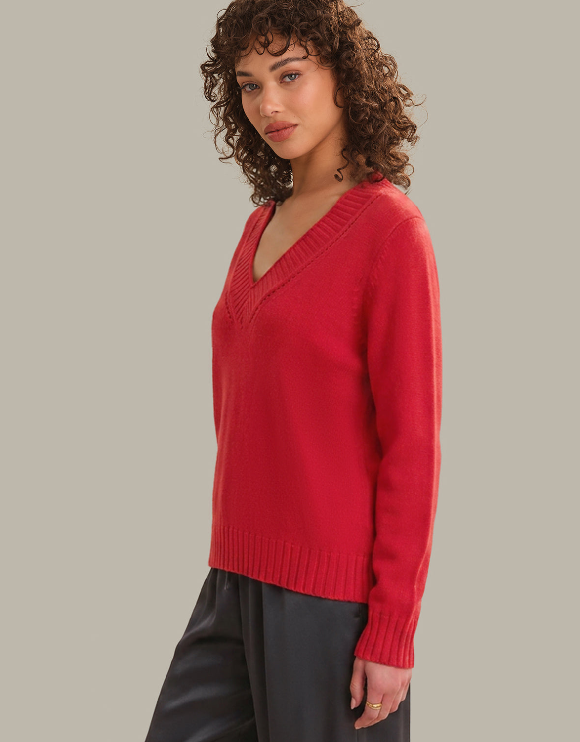 VIRGINIA VNECK PULLOVER WITH POINTELLE DETAILS
