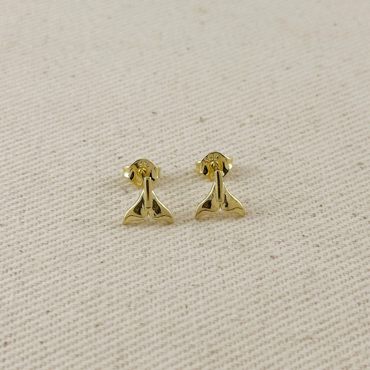 Mini Whale Tail Stud Earrings - 18k Gold Filled