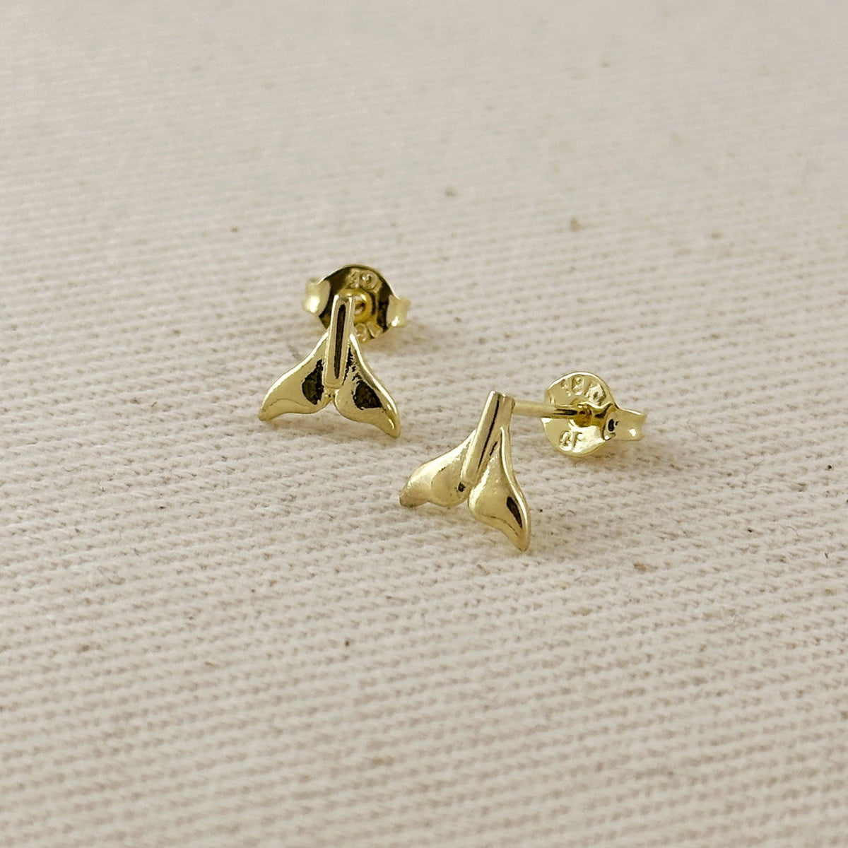 Mini Whale Tail Stud Earrings - 18k Gold Filled