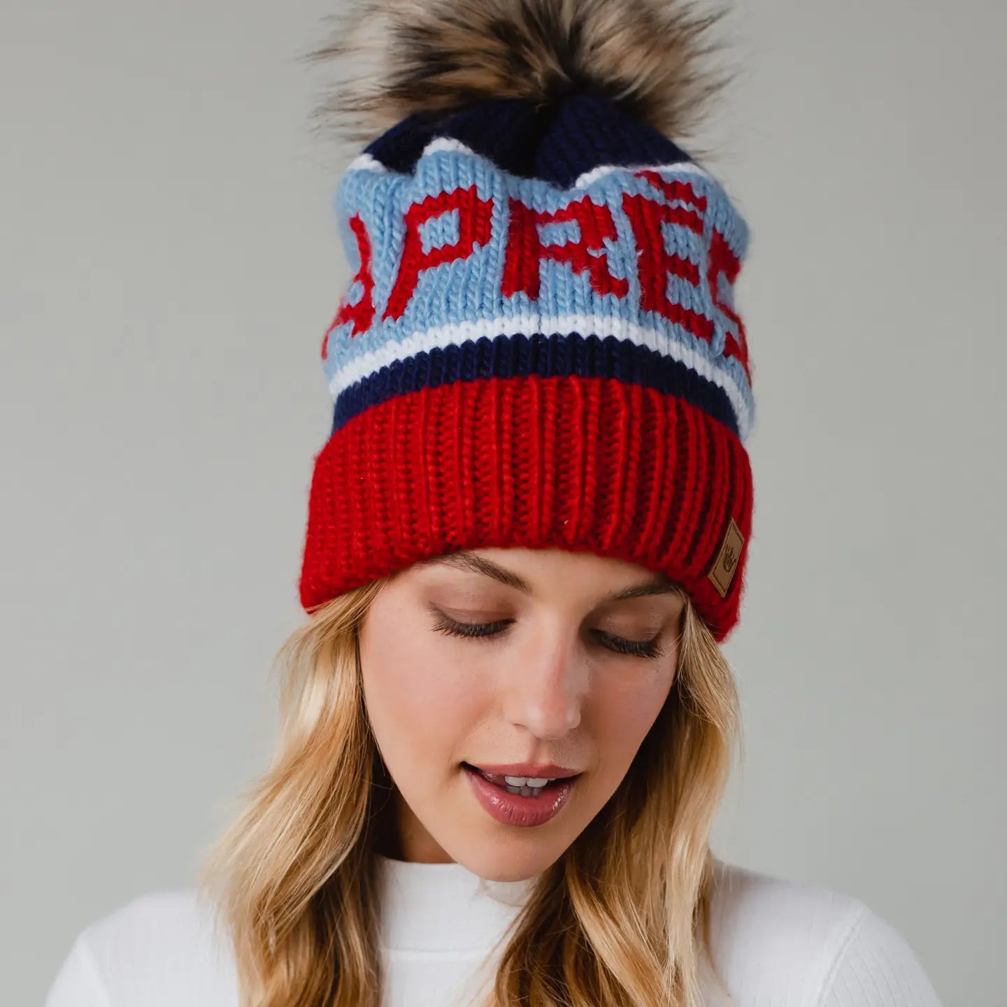 Apres Pom Hat